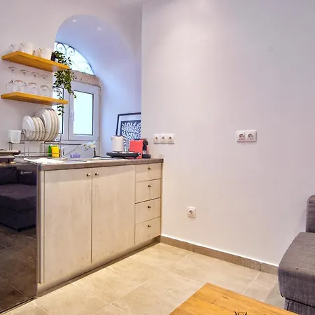 Calypso Apt. Mandouki, Corfu *