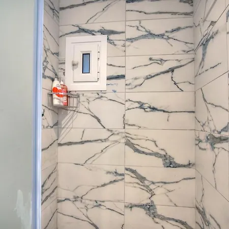 Calypso Apt. Mandouki, Corfu شقة *